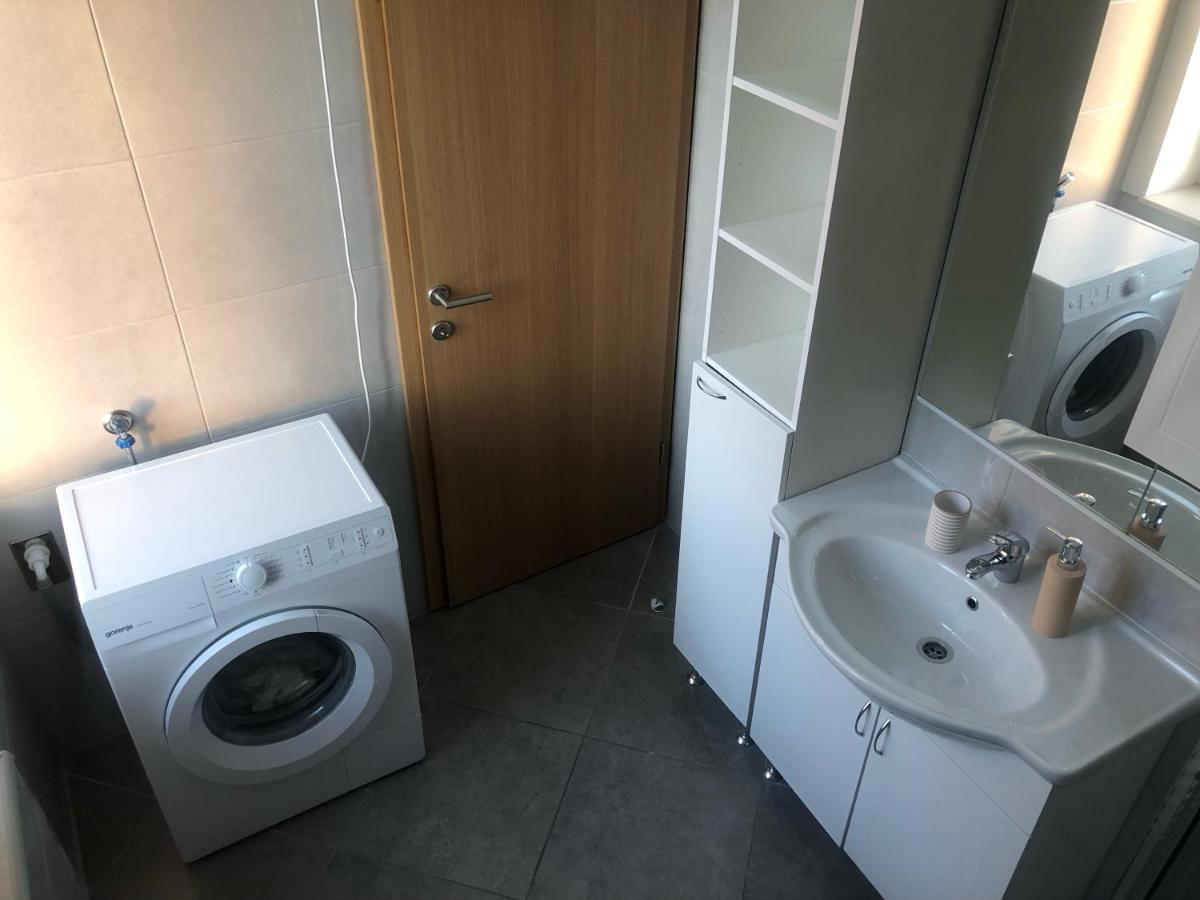 Apartman Tijana Apartamento Makarska Exterior foto